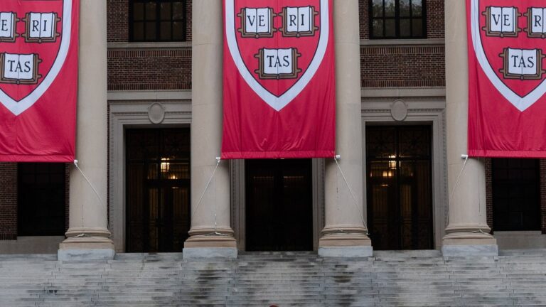 Simon Schama: Trump’s war on knowledge