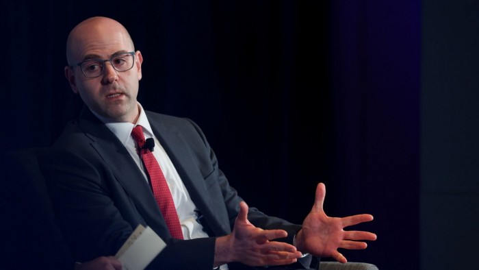 Top Trump adviser struggled to soothe investors in talks after market tumult