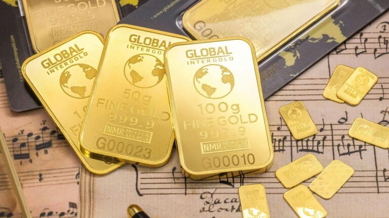 Gold price today: MCX gold falls over 1% amid a wider market selloff after China unveiled additional tariffs on US