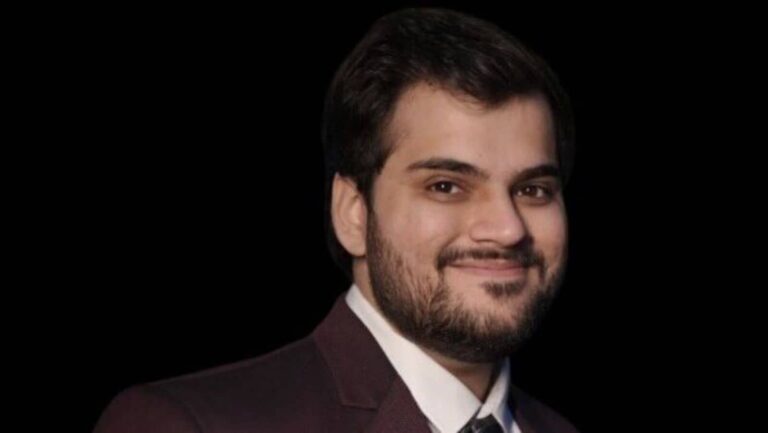 Shares to buy or sell: Riyank Arora of Mehta Equities suggests these three stocks to buy or sell in short term