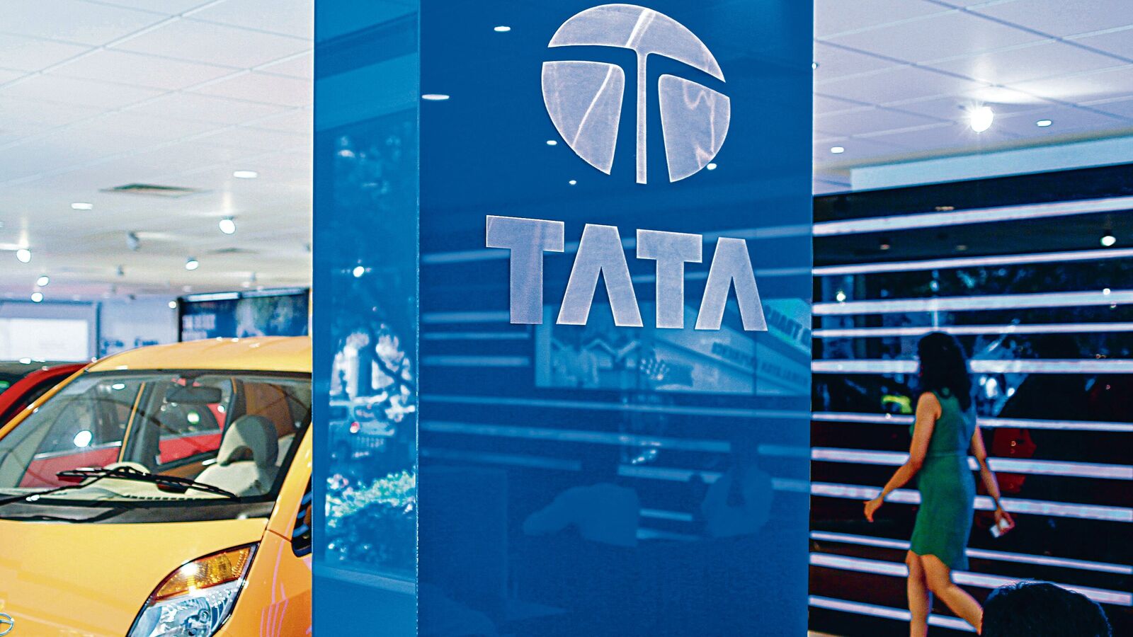 Kotak cuts downgrades Tata Motors, slashes target to  ₹600 on JLR risks from Trump tariffs