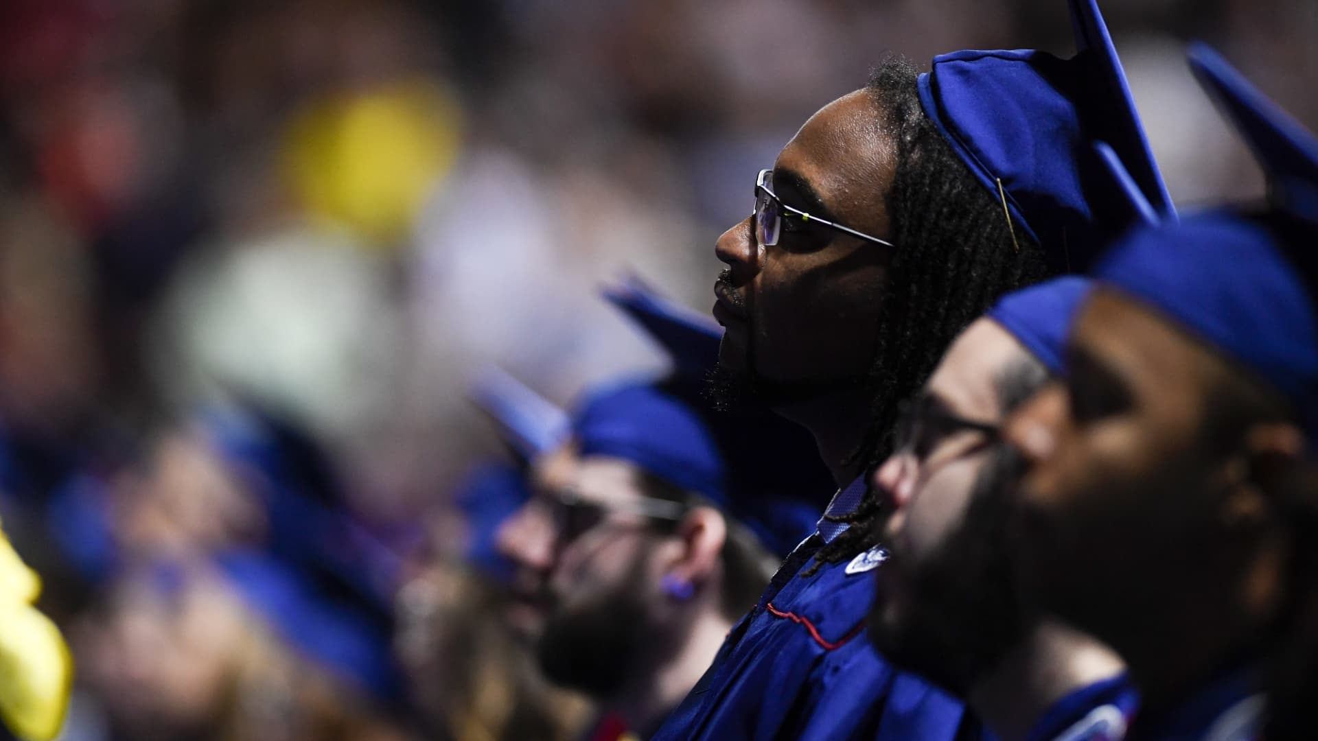 College majors with the best and worst job prospects — art history beats finance