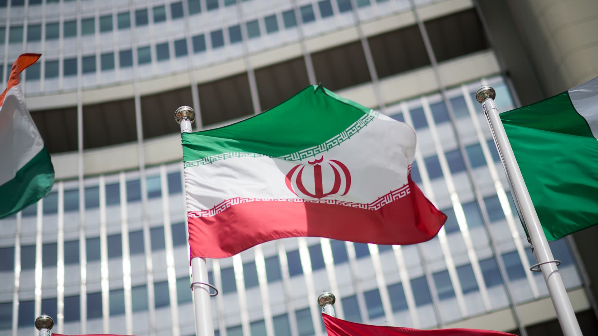 Iran and the US conclude a 4th round of negotiations over Tehran’s nuclear program in Oman