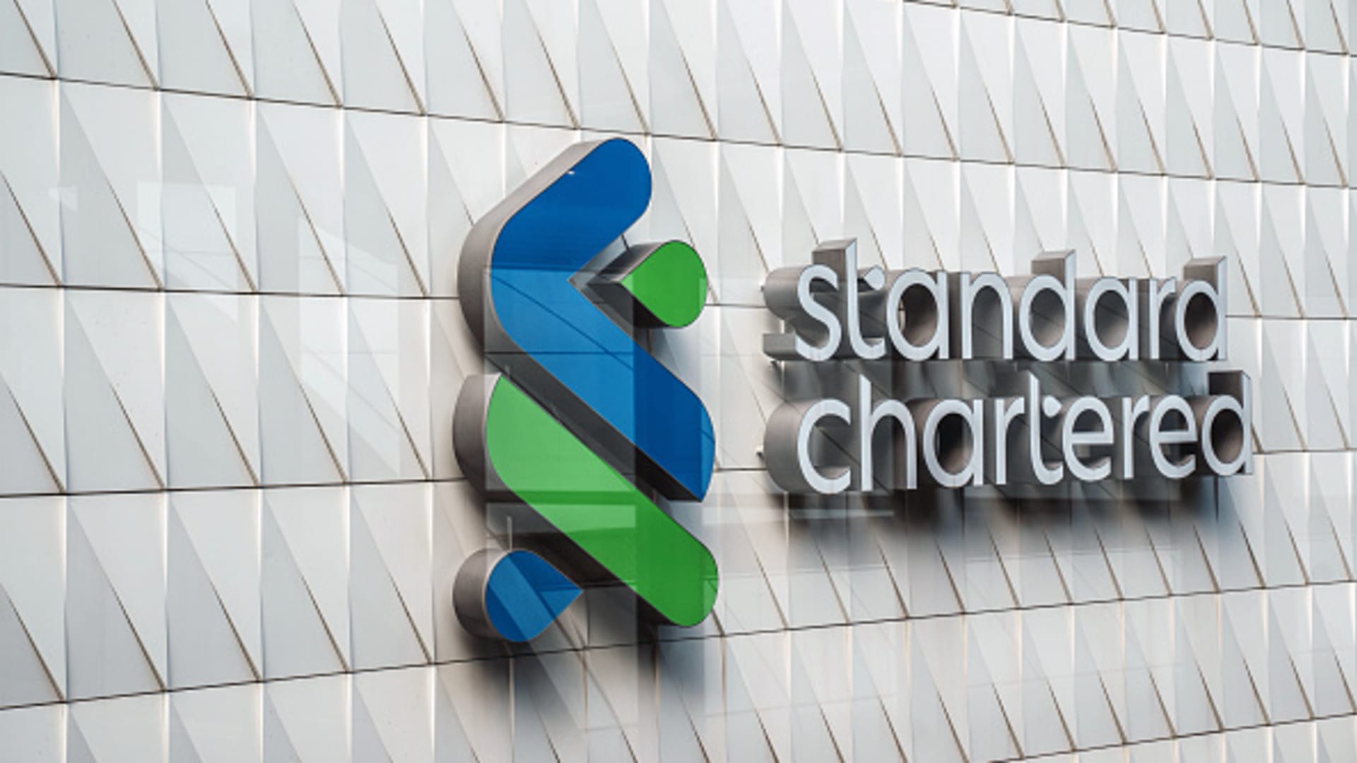 Standard Chartered beats first-quarter profit expectations on strong growth in wealth management