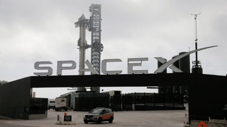 South Texans set a course for Musk's Starbase