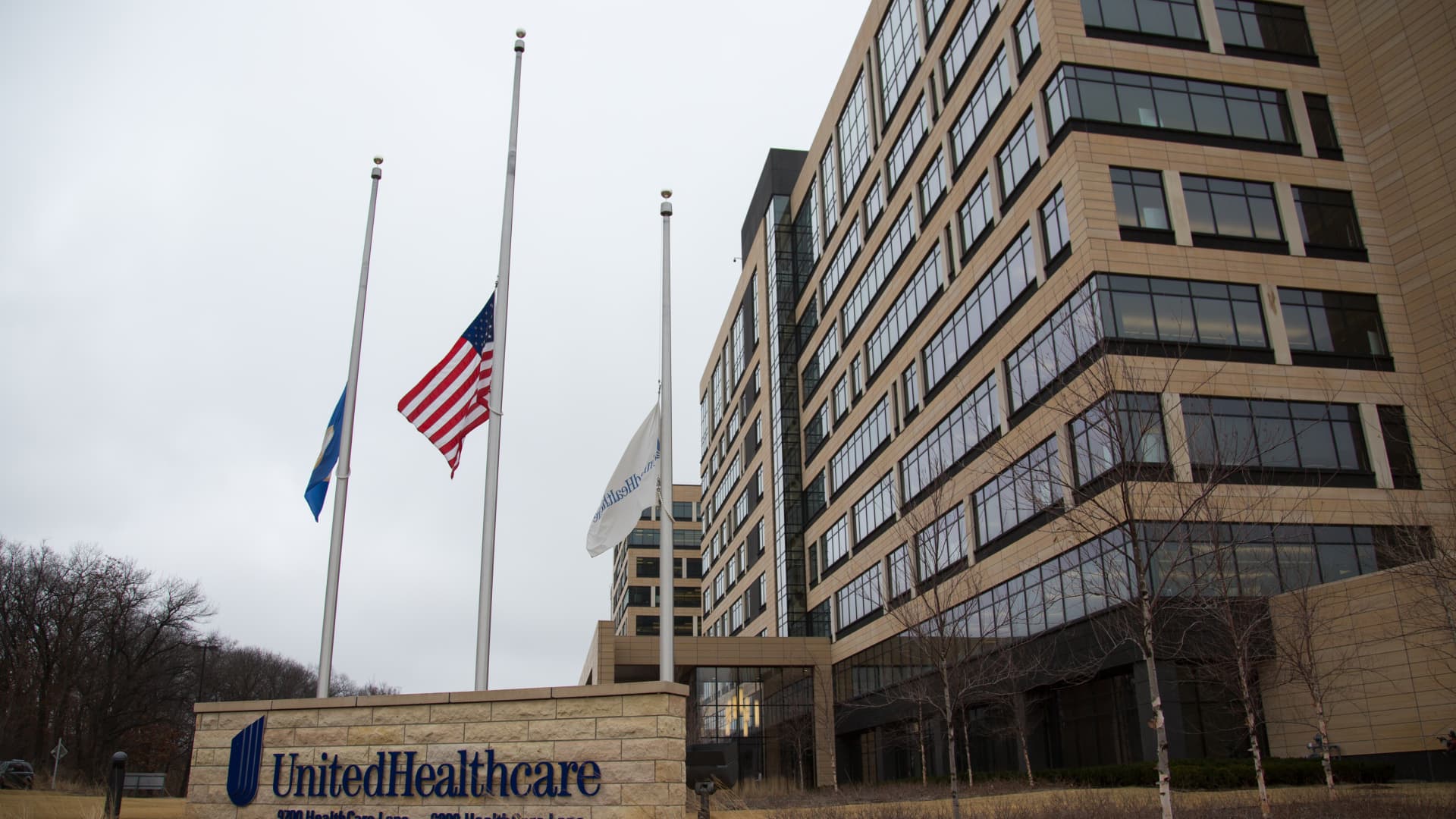 UnitedHealth Group shares plunge 13% on report of DOJ probe into possible Medicare fraud