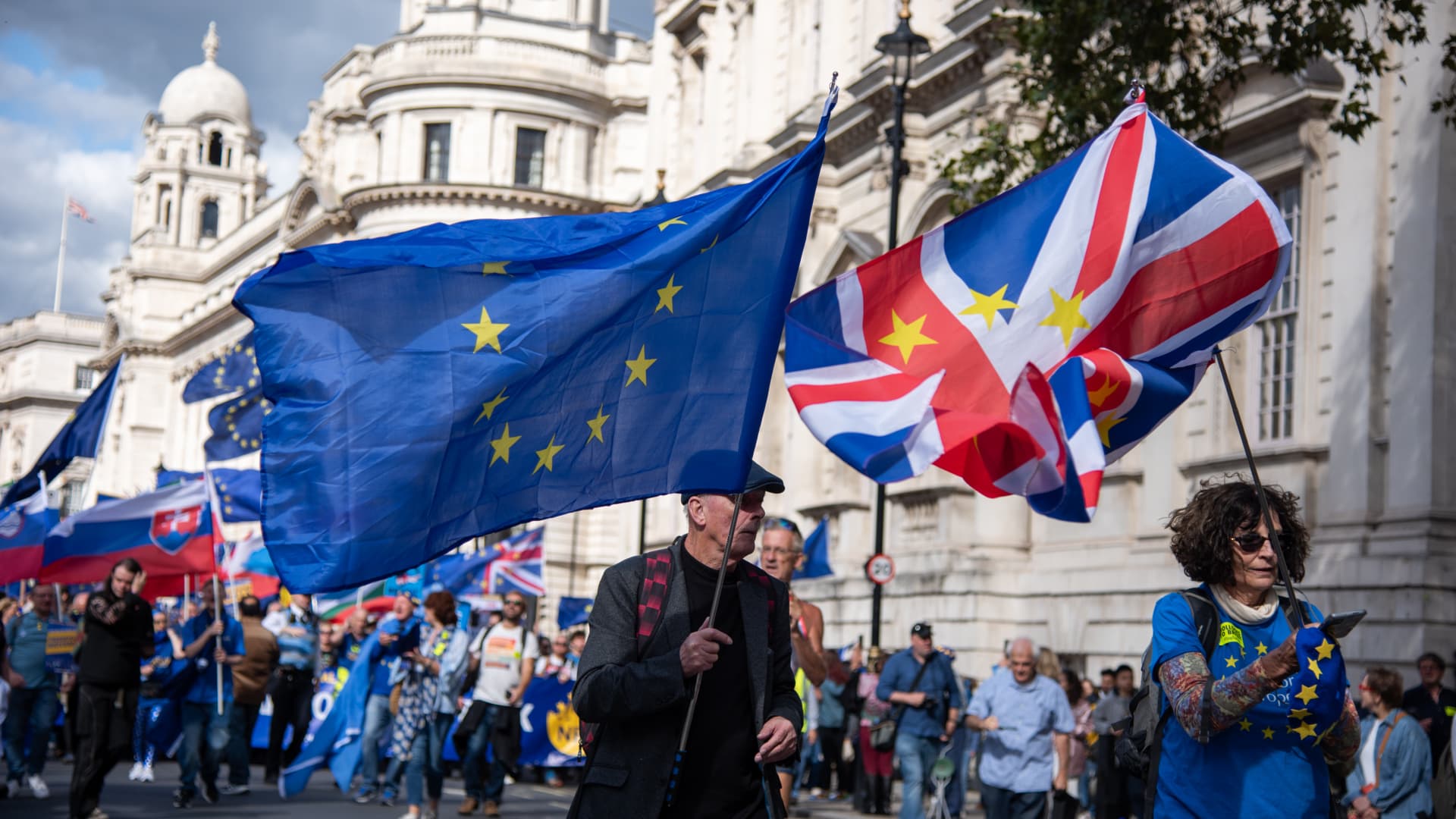 British pound rallies after UK and EU agree to reset relations; Ryanair shares jump 4% after earnings beat