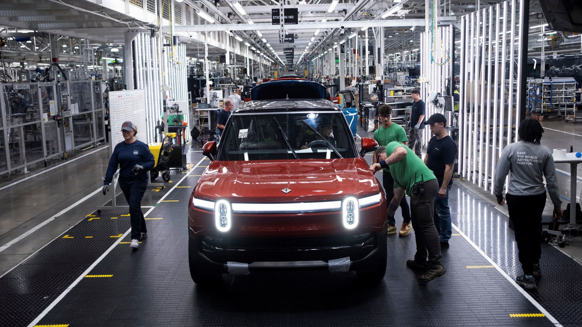 Rivian cuts 2025 delivery target, ups expected spending amid tariff pressures