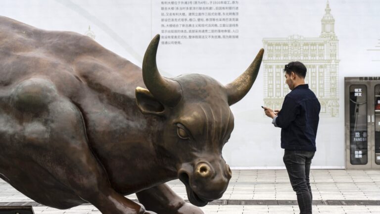 The market just gave investors a gift. Here's how not to blow it, according to investing experts