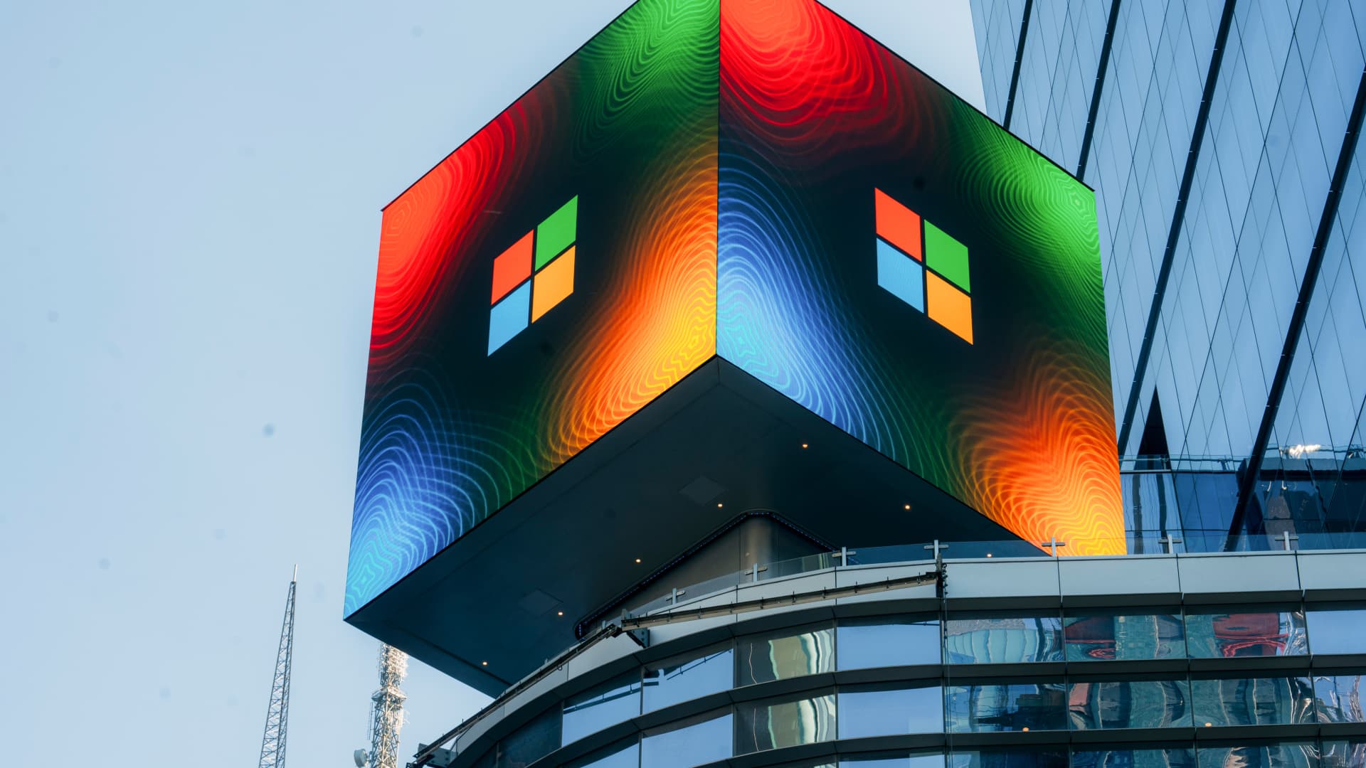 Big Tech has completely reversed its April tariff sell-off and is boosting confidence on Wall Street