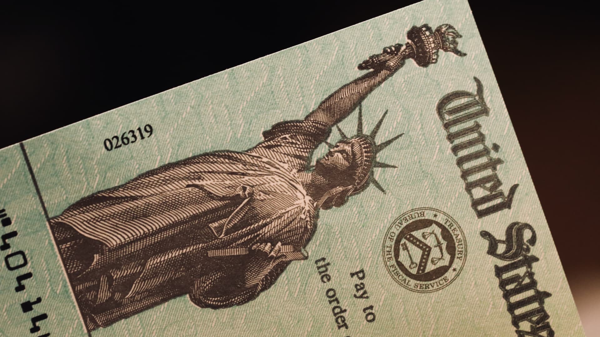 Foreign holdings of U.S. Treasuries top $9 trillion in March, data shows