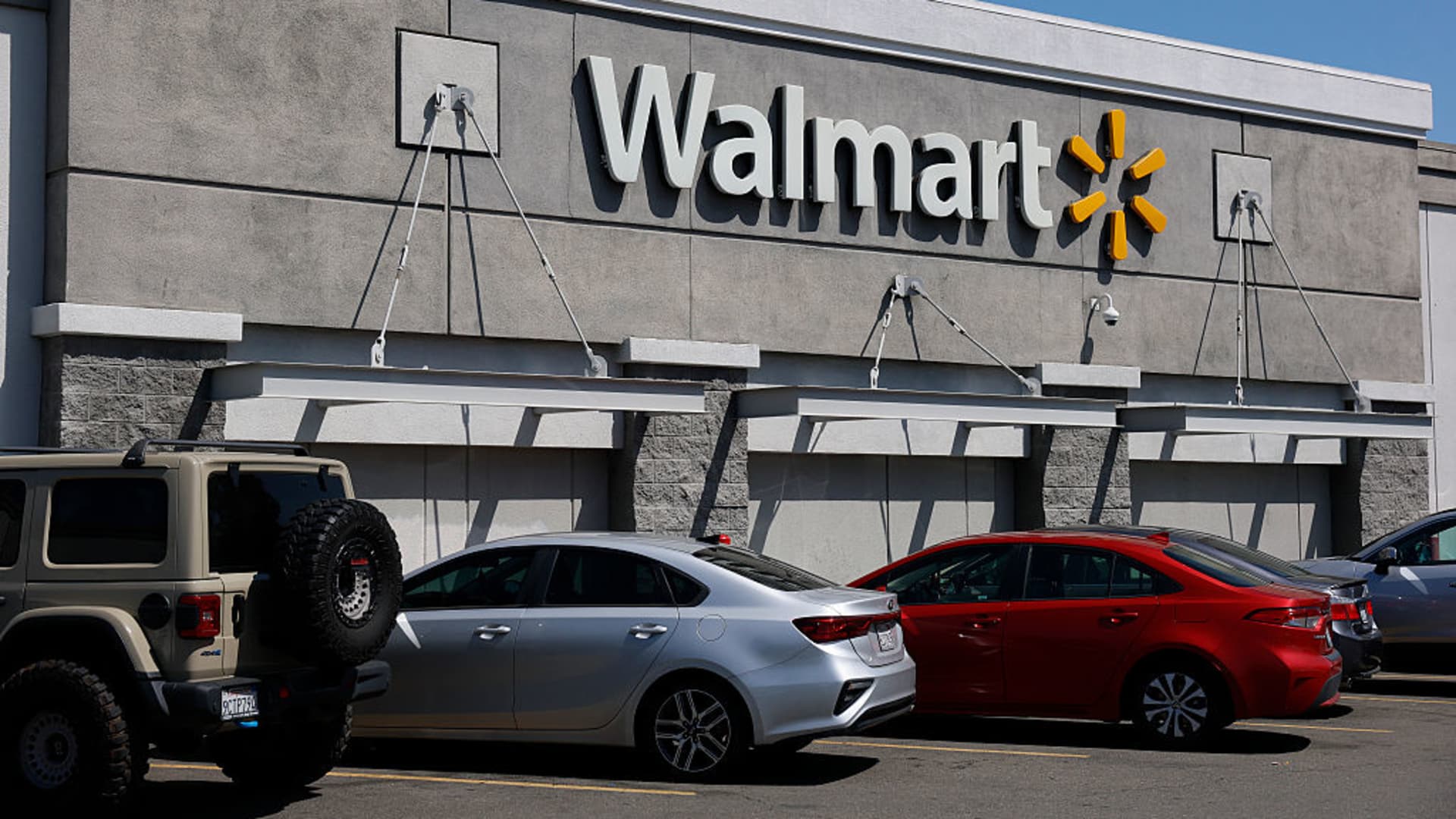 Jim Cramer: Walmart and these 2 retailers are best positioned to mitigate tariff price hikes