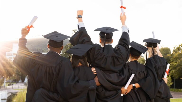 Just graduated from college? It’s time to start saving for retirement. Seriously