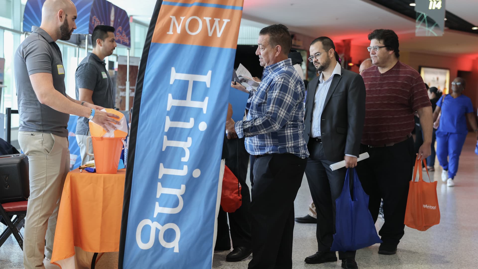 Jobs report Friday to provide important clues on where the economy is heading