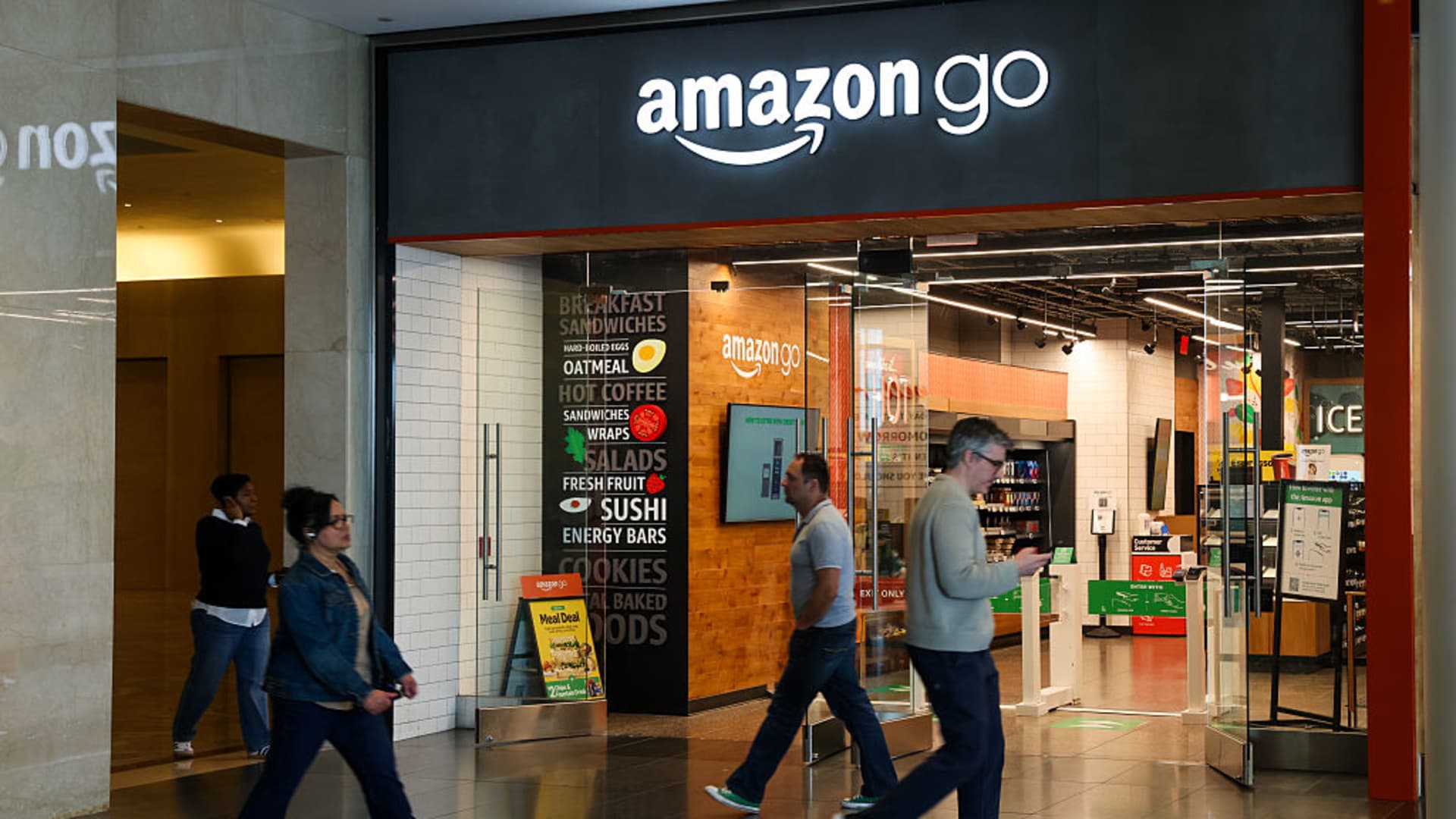 Amazon reported an earnings beat but issued light guidance. Here’s what analysts had to say