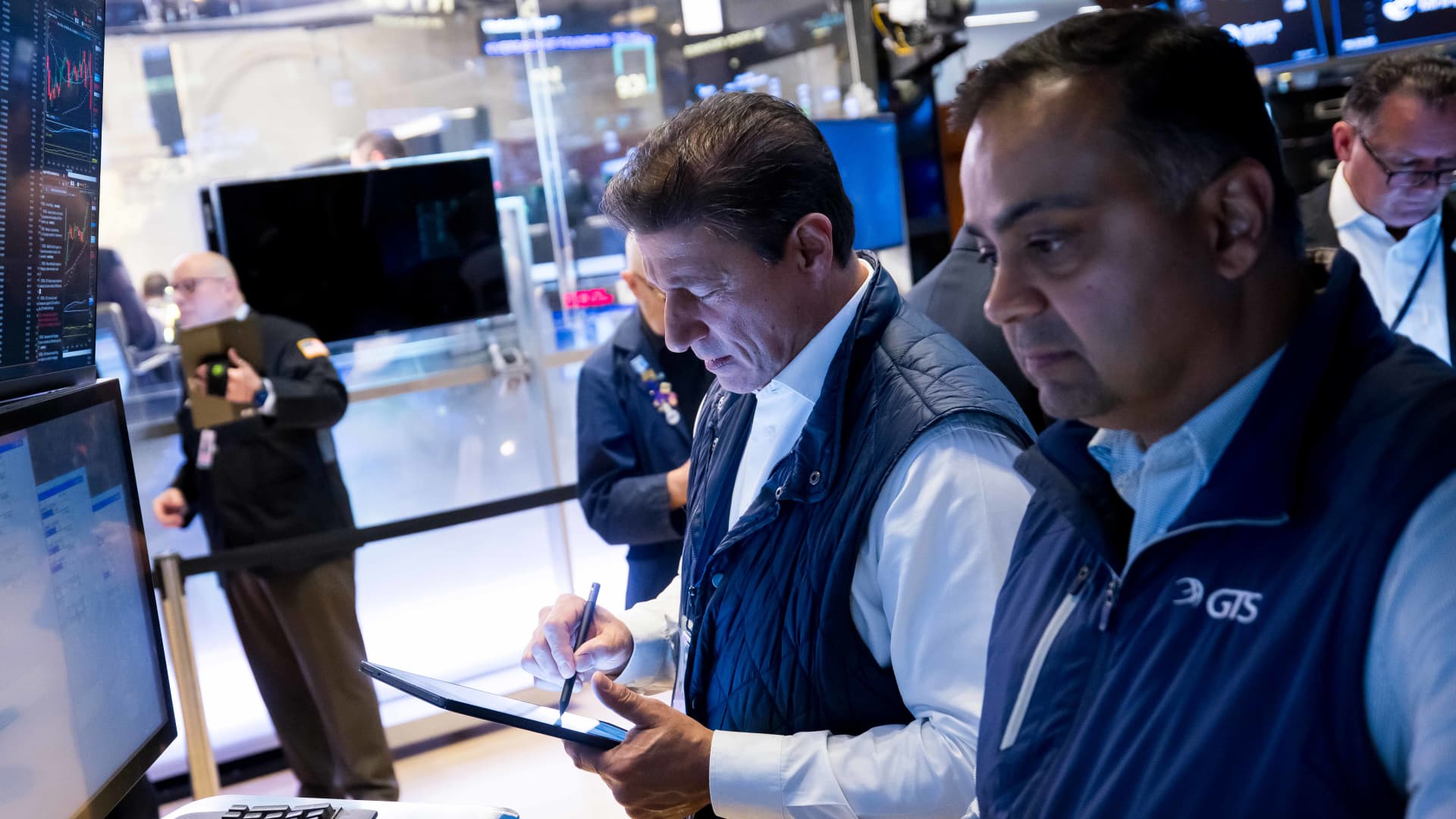 Bank of America double upgrades this little-known eye care stock poised to pop 40%