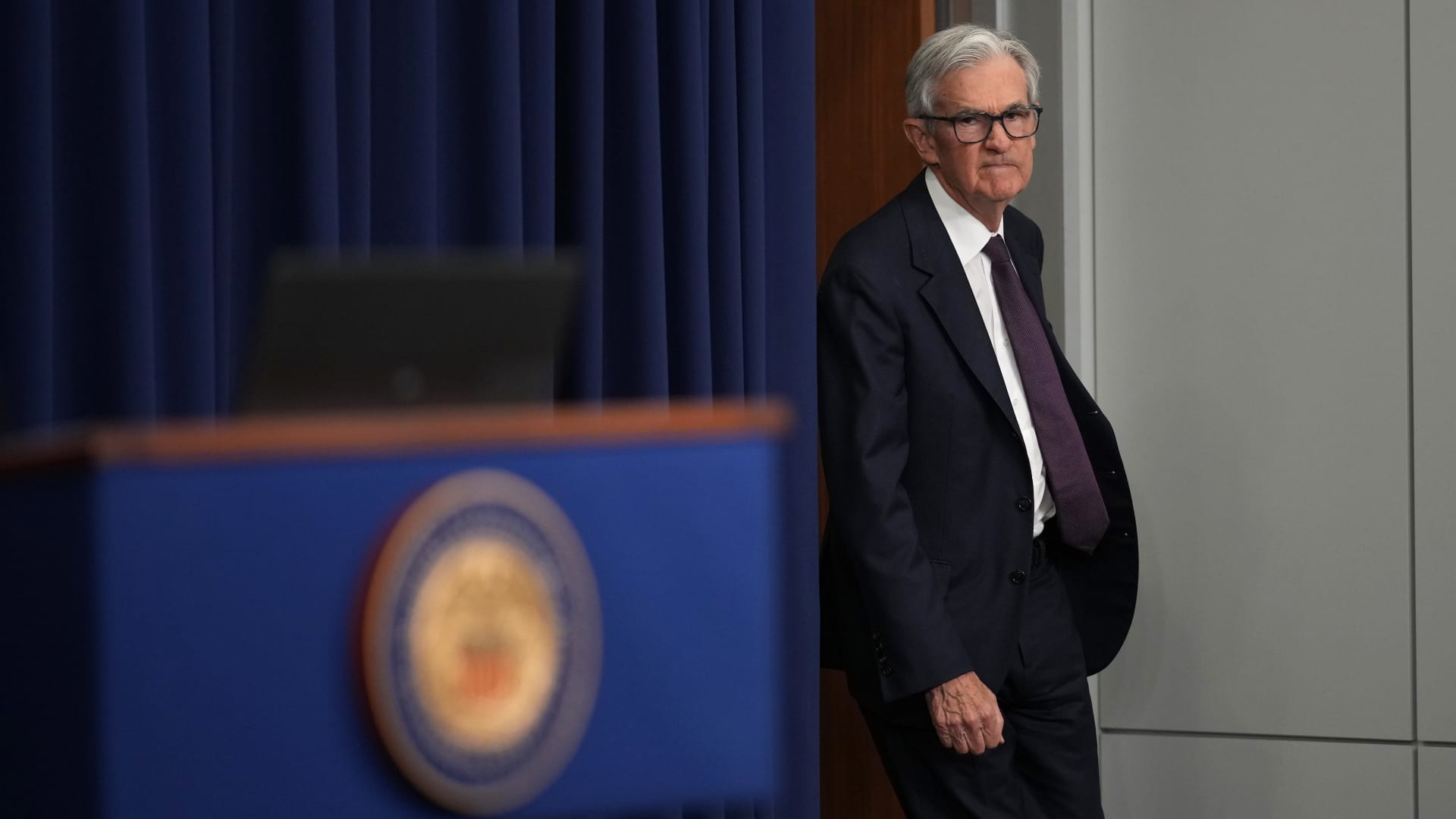 The Fed and Powell are in a holding pattern on tariffs — just like Wall Street