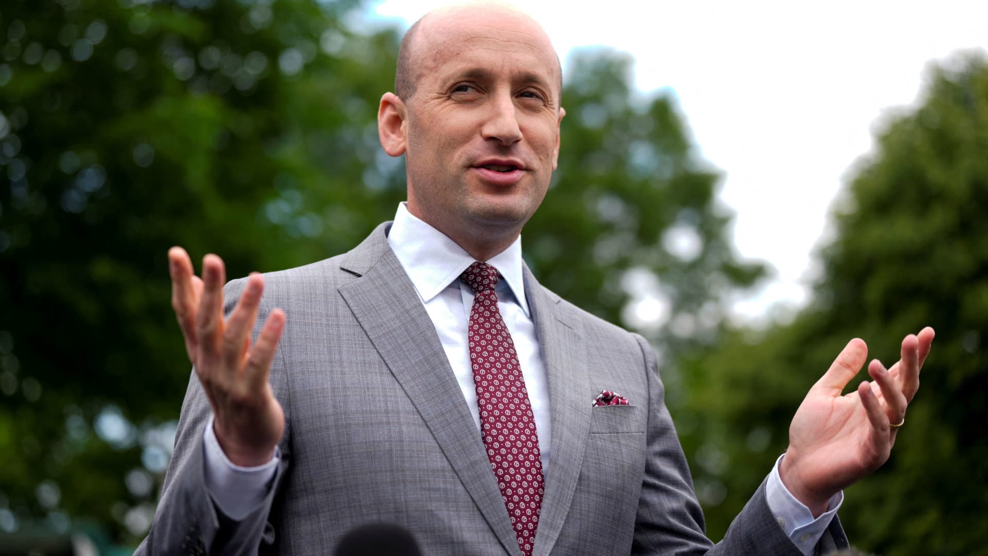 Trump administration 'looking at' suspending habeas corpus, Stephen Miller says