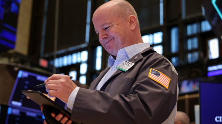 Stock futures are little changed after S&P 500 extends rally for a fourth day: Live updates