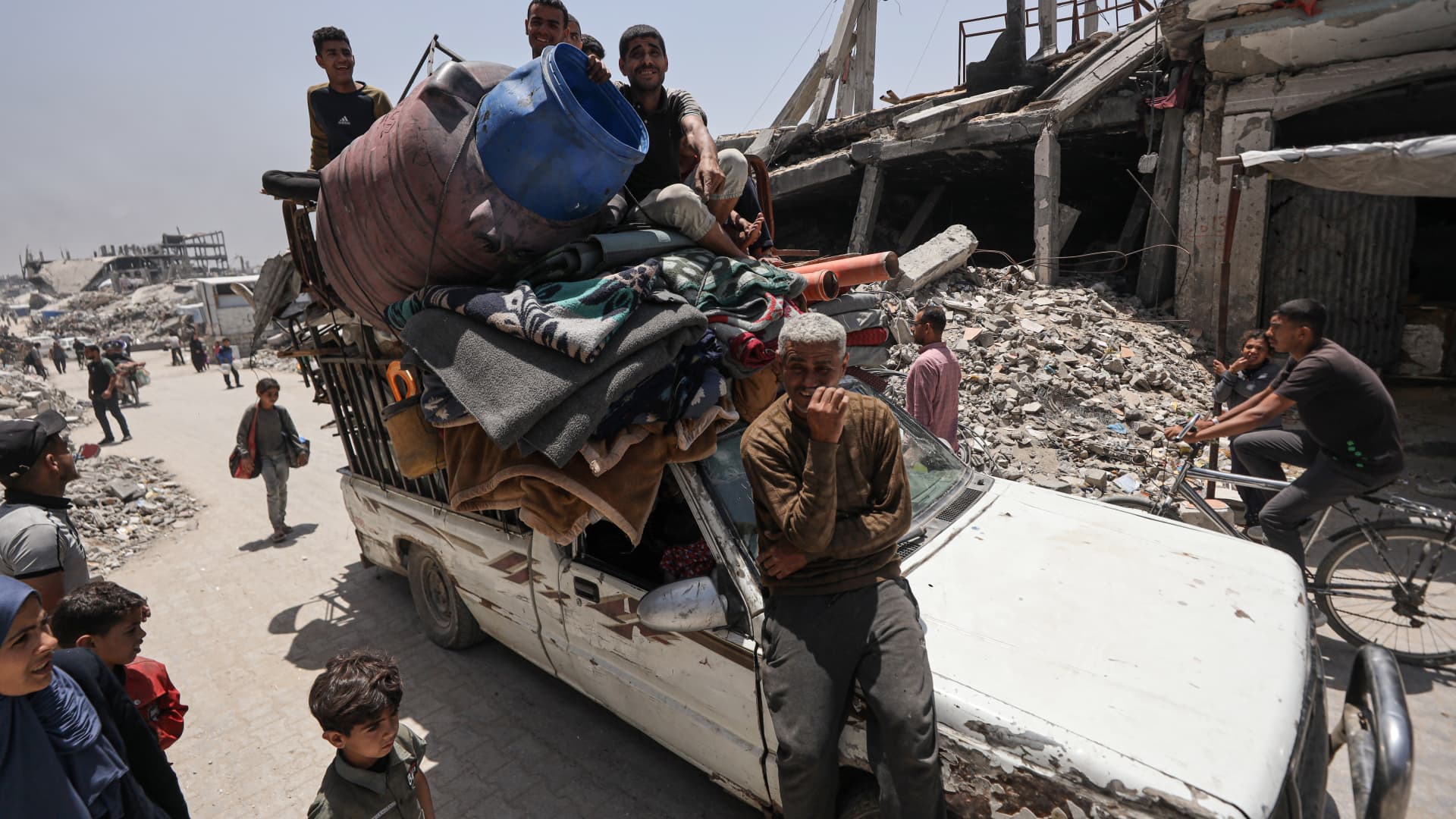 Trump administration working on plan to move 1 million Palestinians to Libya