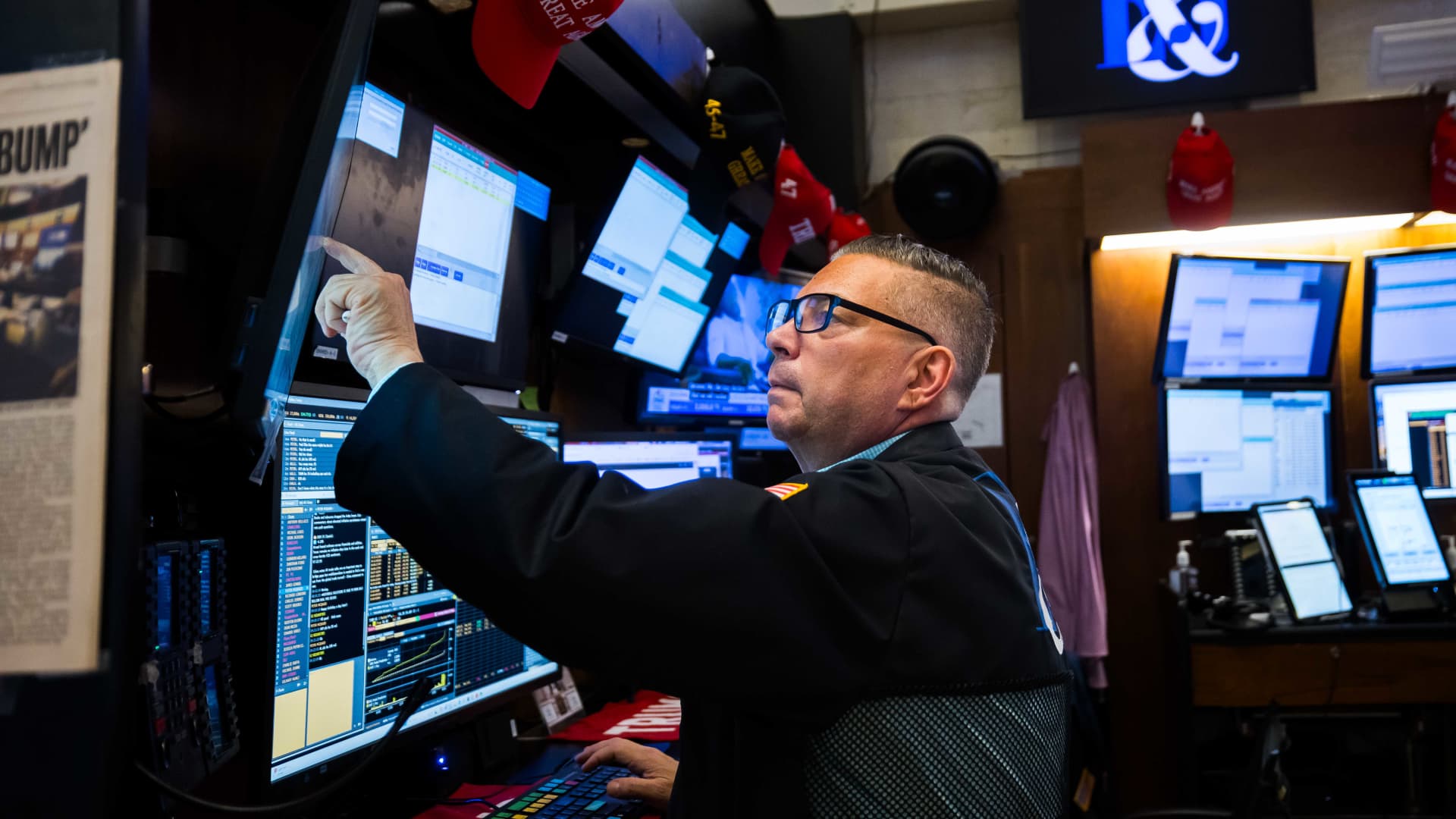 Dow futures rise 400 points after Trump announces extension on EU tariff: Live updates