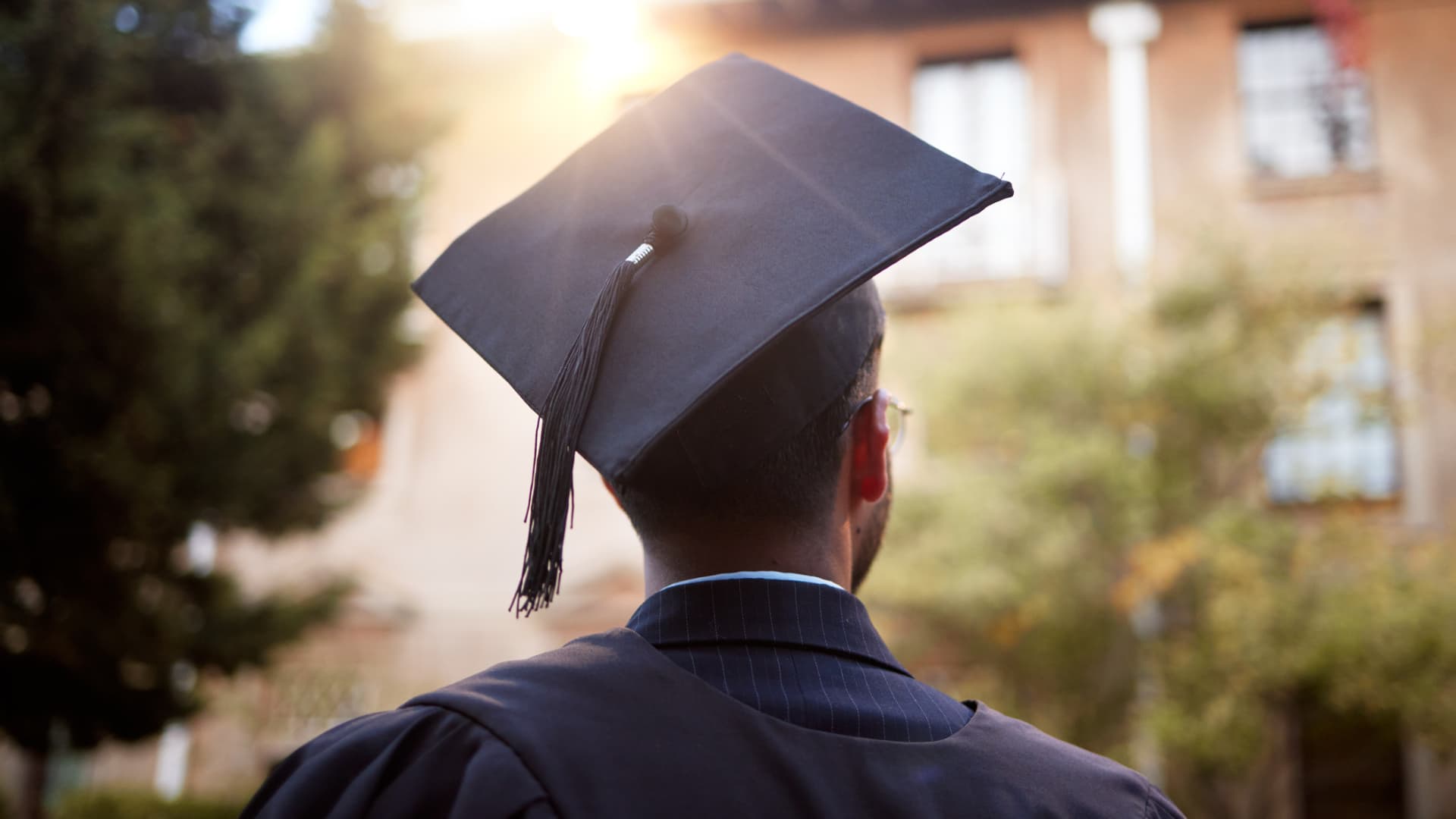 Having a master's degree doesn't make you a better worker, say hiring managers—but you’ll still get paid more