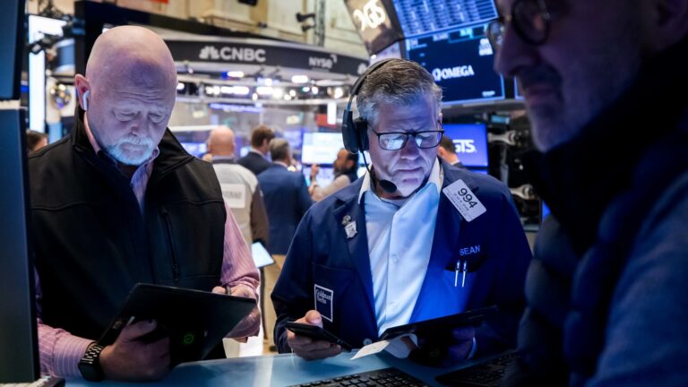 Ron Insana: Private credit industry poses a familiar risk as investors chase returns