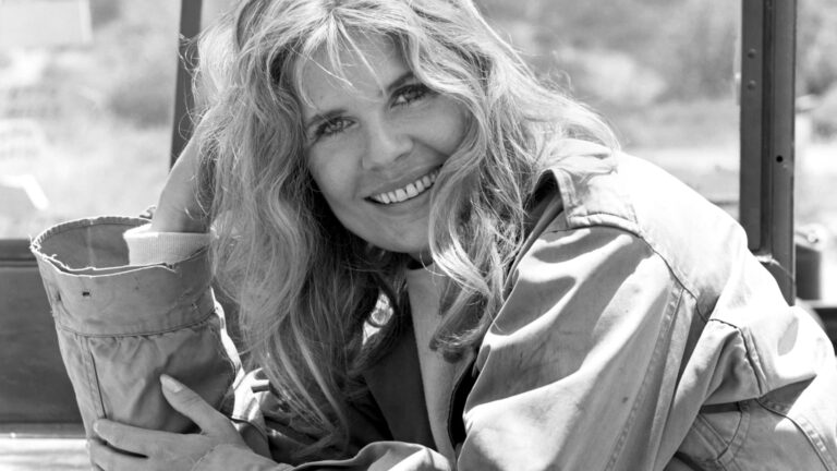 Loretta Swit, the Emmy-winning 'M*A*S*H' actress, dies at 87