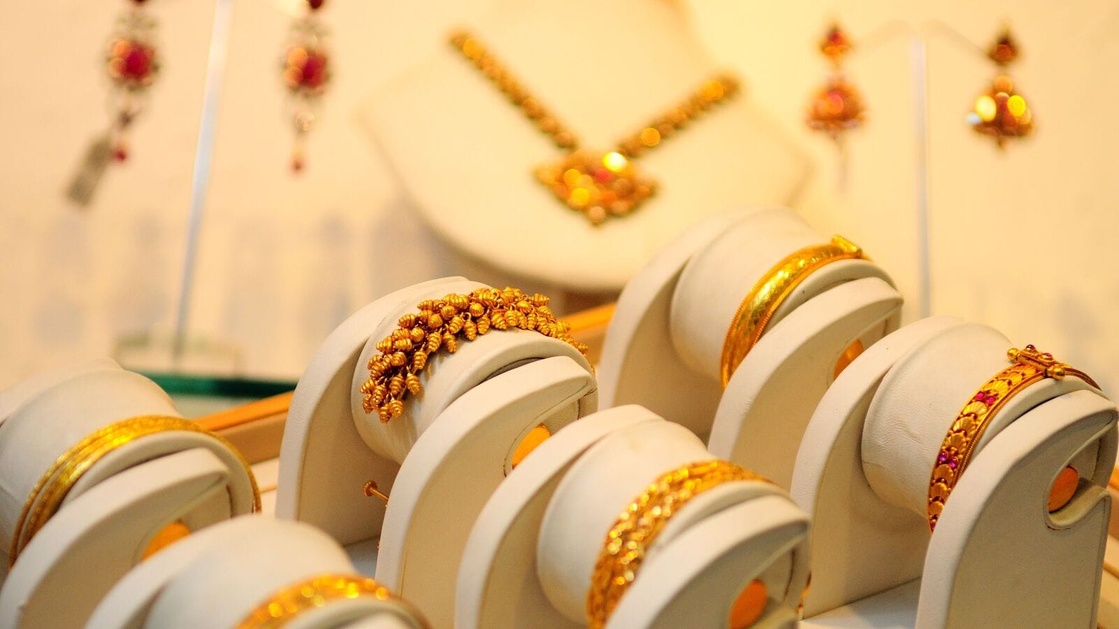 Gold rate today: MCX gold price falls below  ₹97,000 per 10 grams amid India-Pakistan conflict; US Fed policy eyed