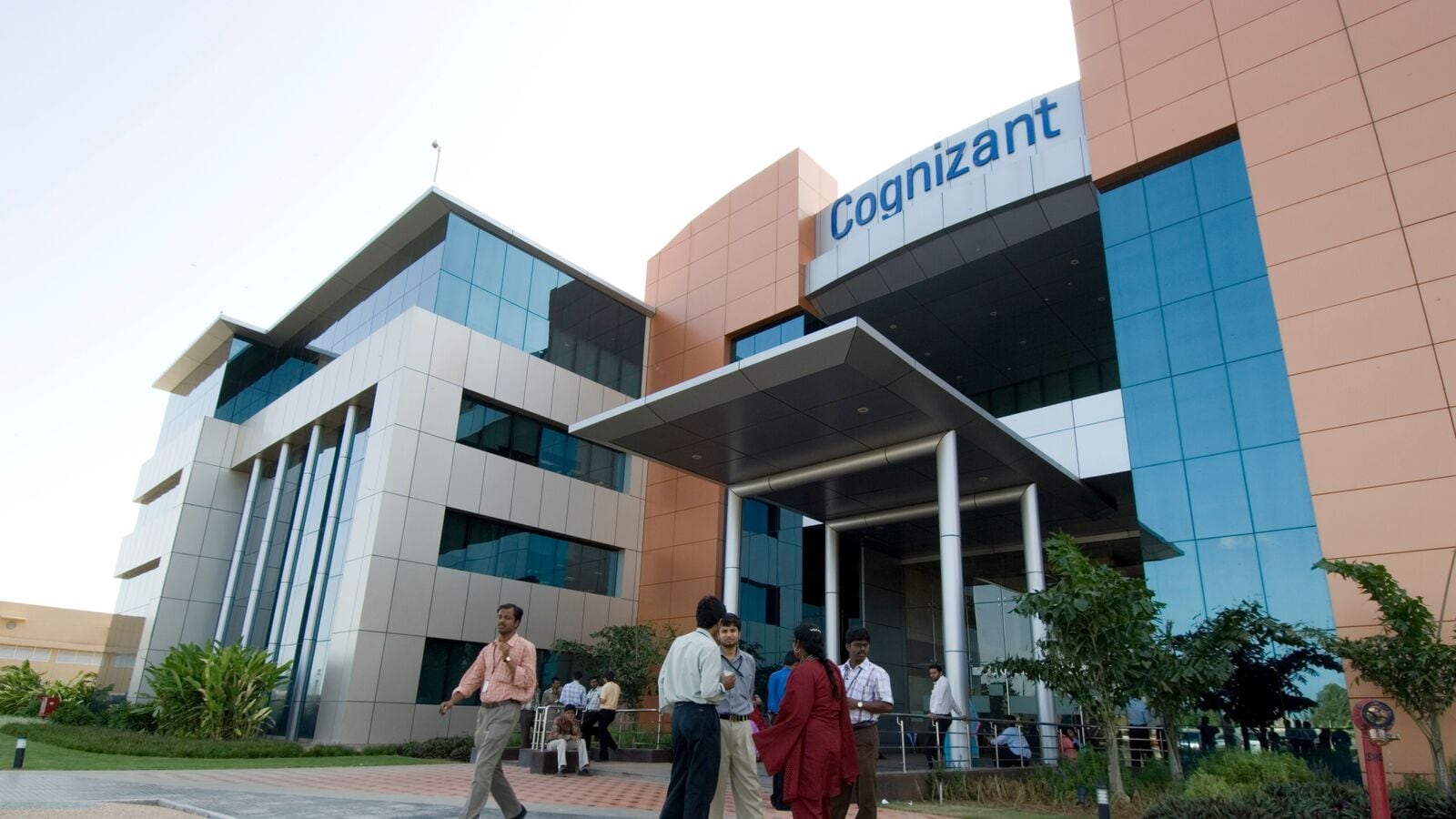 Cognizant Q1 Results: IT major posts better-than-expected earnings, raises annual revenue forecast on strong AI demand