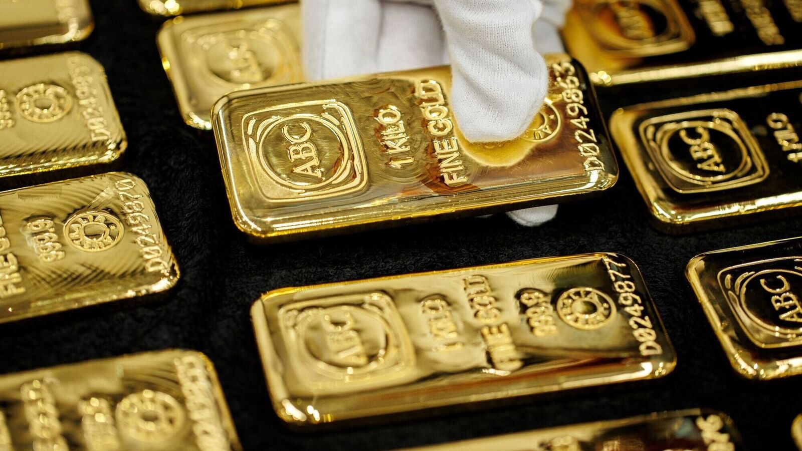 Gold rate today: Prices jump over 1%; US Fed meeting in focus; experts highlight key levels for MCX Gold | Stock Market News