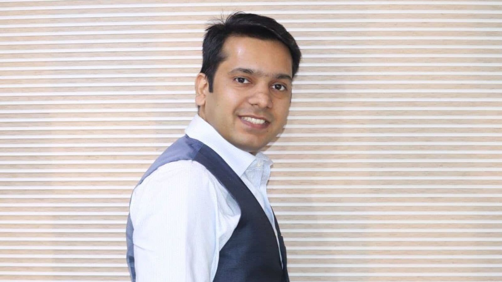 Stocks to buy under  ₹100: Sumeet Bagadia recommends three shares to buy on Monday - 5 April 2025