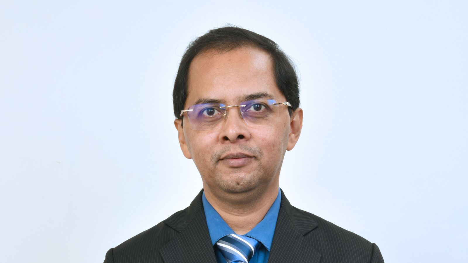 Stocks to buy or sell: Dharmesh Shah of ICICI Securities suggests buying Sun Pharma shares on 5 May 2025