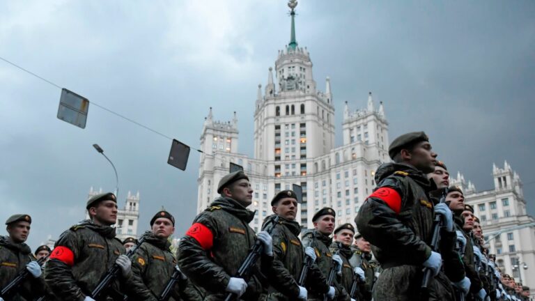 What must Ukraine give up for peace?