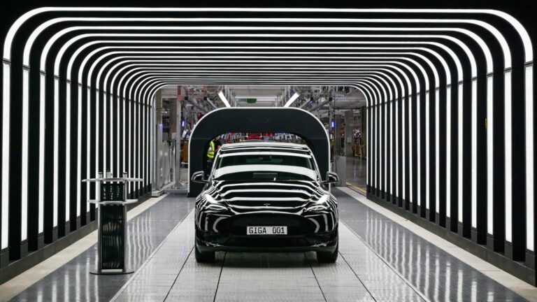 Tesla board explores new pay deal for Elon Musk