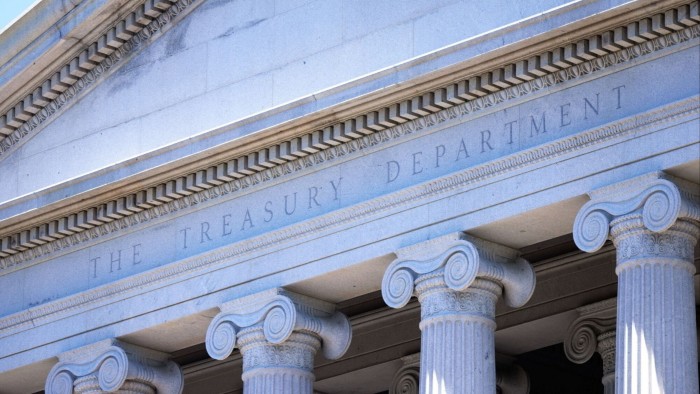 Moody’s strips US of top-notch triple-A credit rating