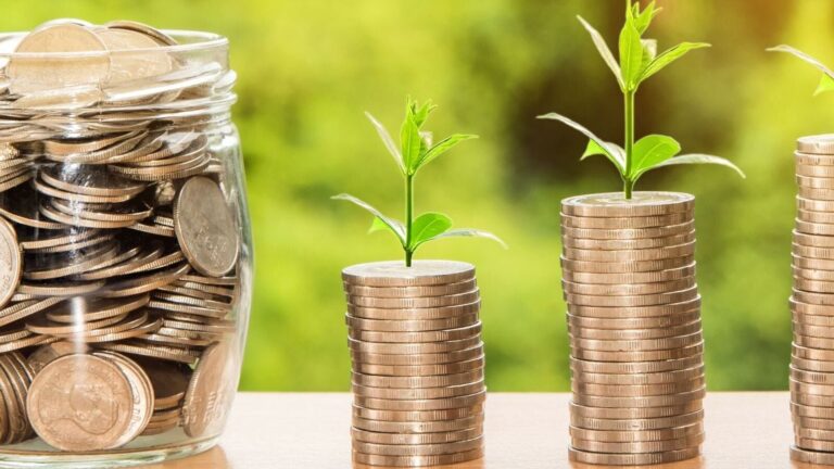 Small-cap stock rises 7% on plans to raise funds through rights issue. Details here