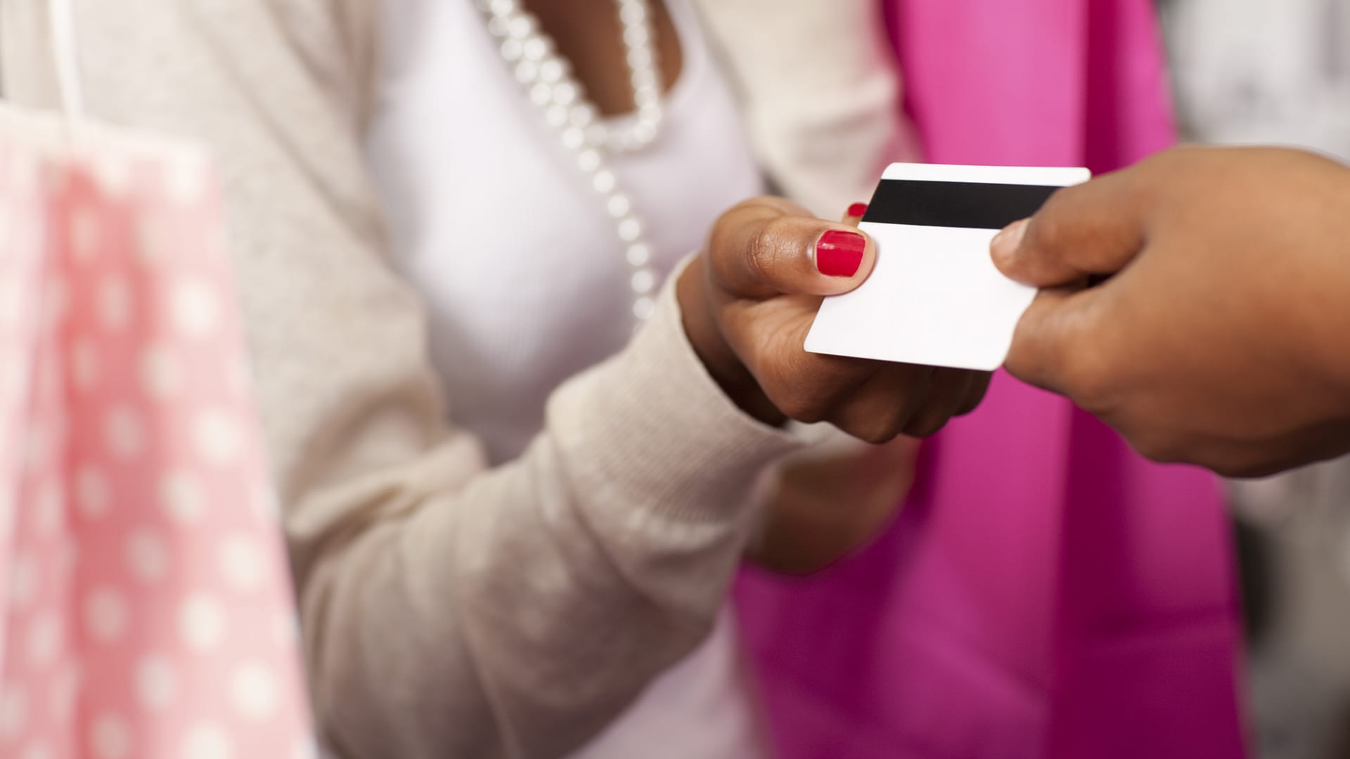 How retail credit cards could bankrupt consumers with record high interest rates