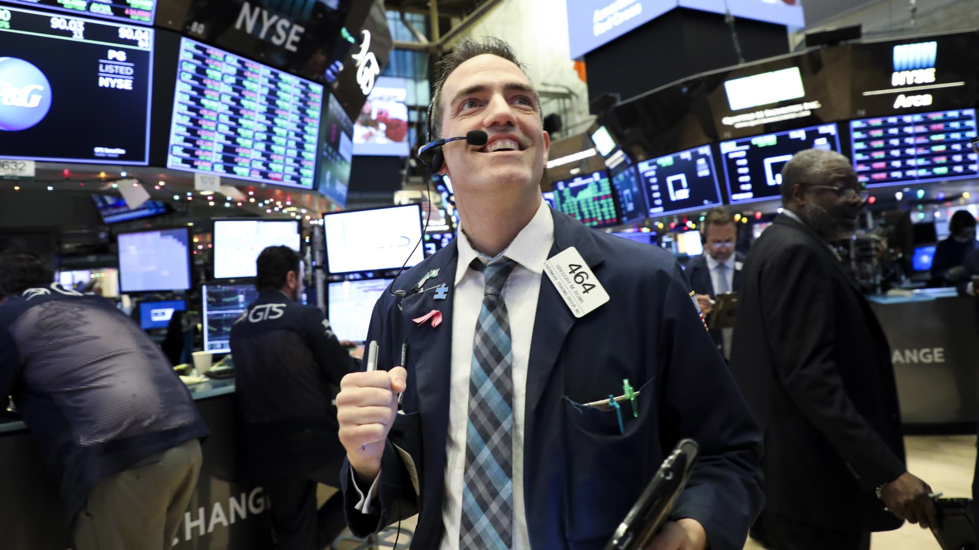 A third major Wall Street strategist just raised his S&P 500 forecast this week