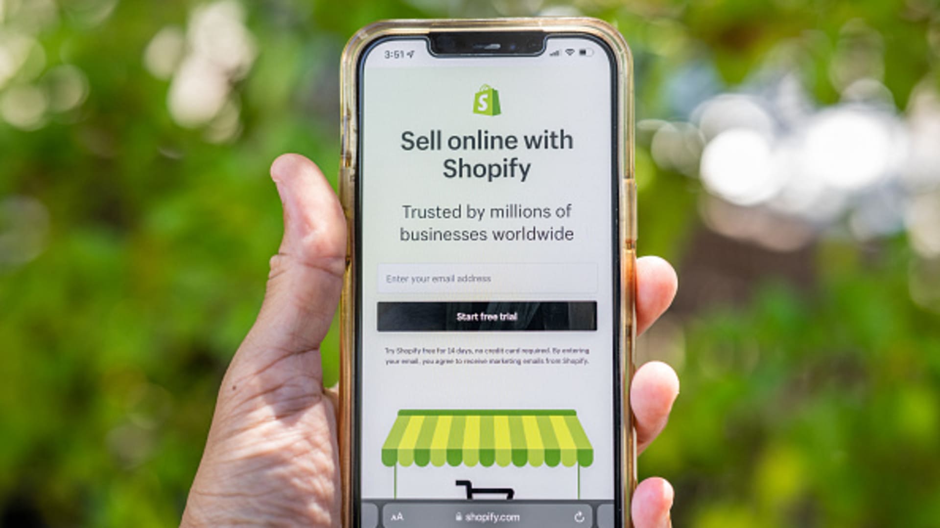 Wells Fargo calls this e-commerce stock an 'under-the-radar' AI story