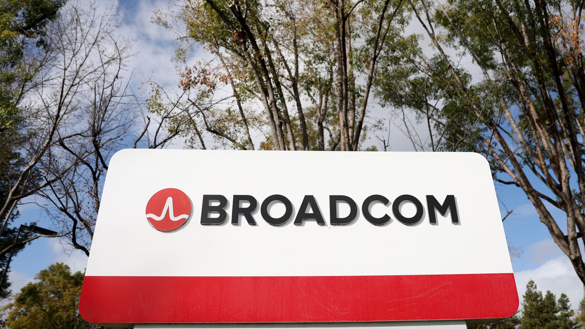 Here's what Wall Street has to say about Broadcom's second-quarter results