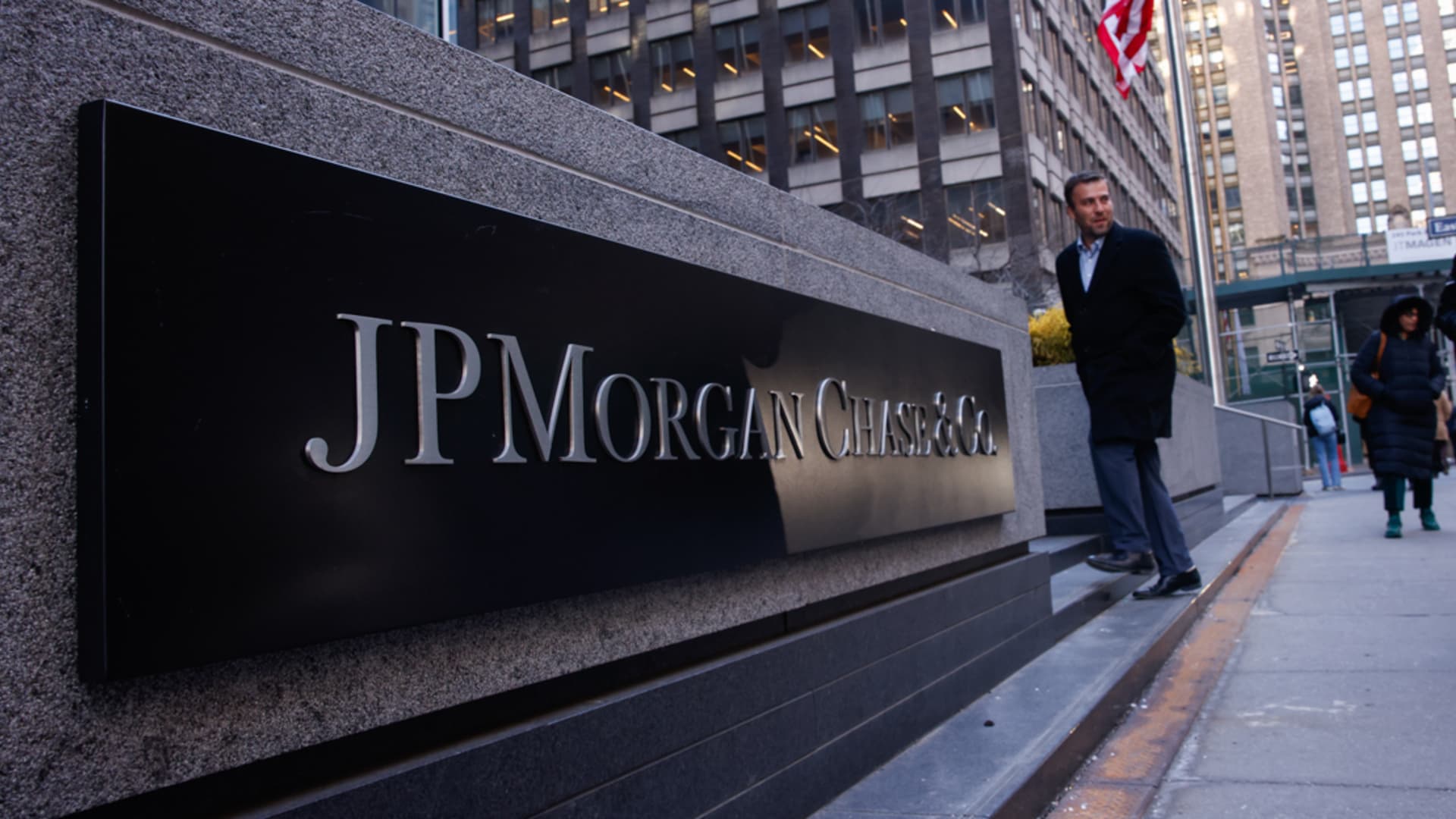 JPMorgan's market prediction model says equities look safe for the next 6 months