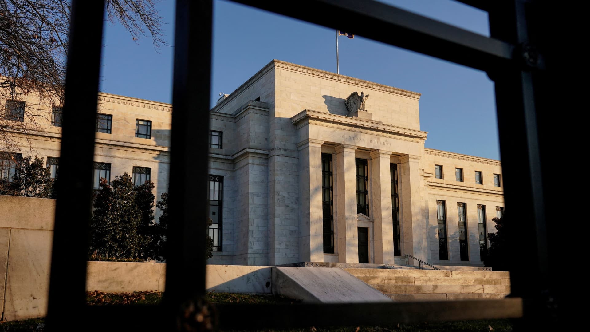 Investors see stagflation ahead but slow interest rate cuts, CNBC Fed survey finds