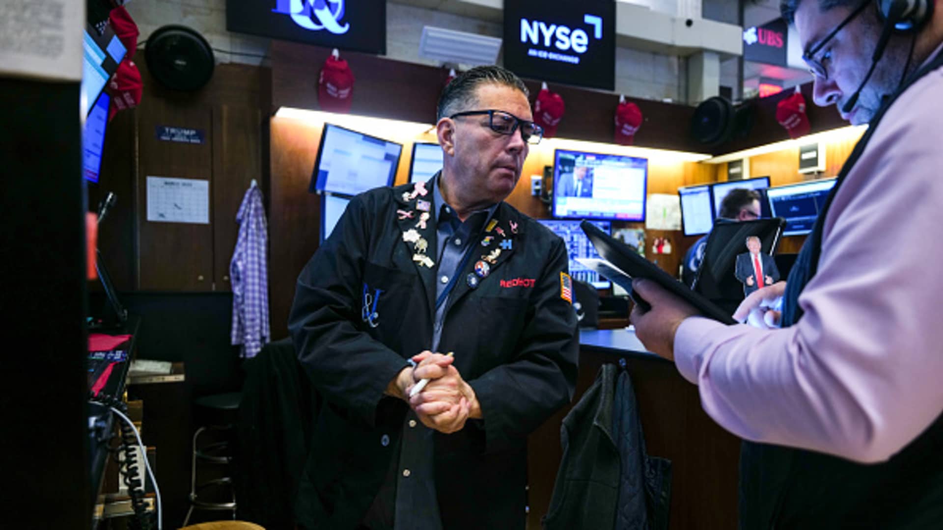 Have a 'COW' — UBS analyst recommends 3 retail stocks to beat the market