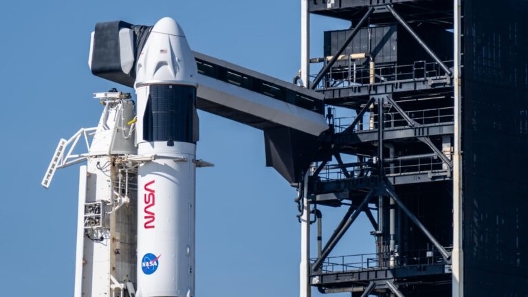 Musk says SpaceX will decommission Dragon spacecraft after Trump threat