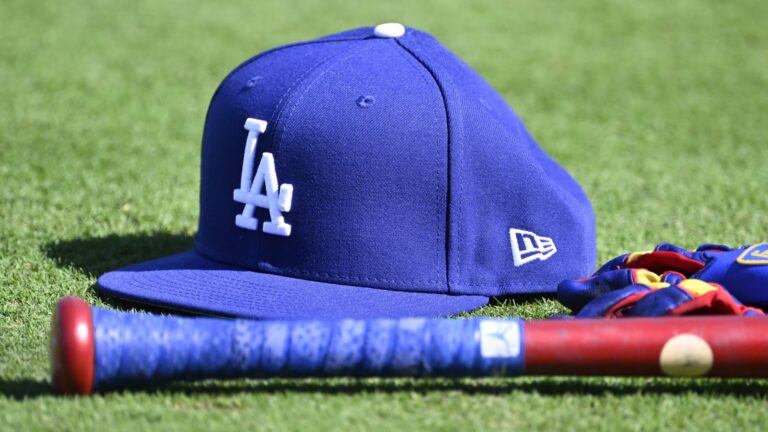 Dodgers block ICE agents from entering stadium in Los Angeles