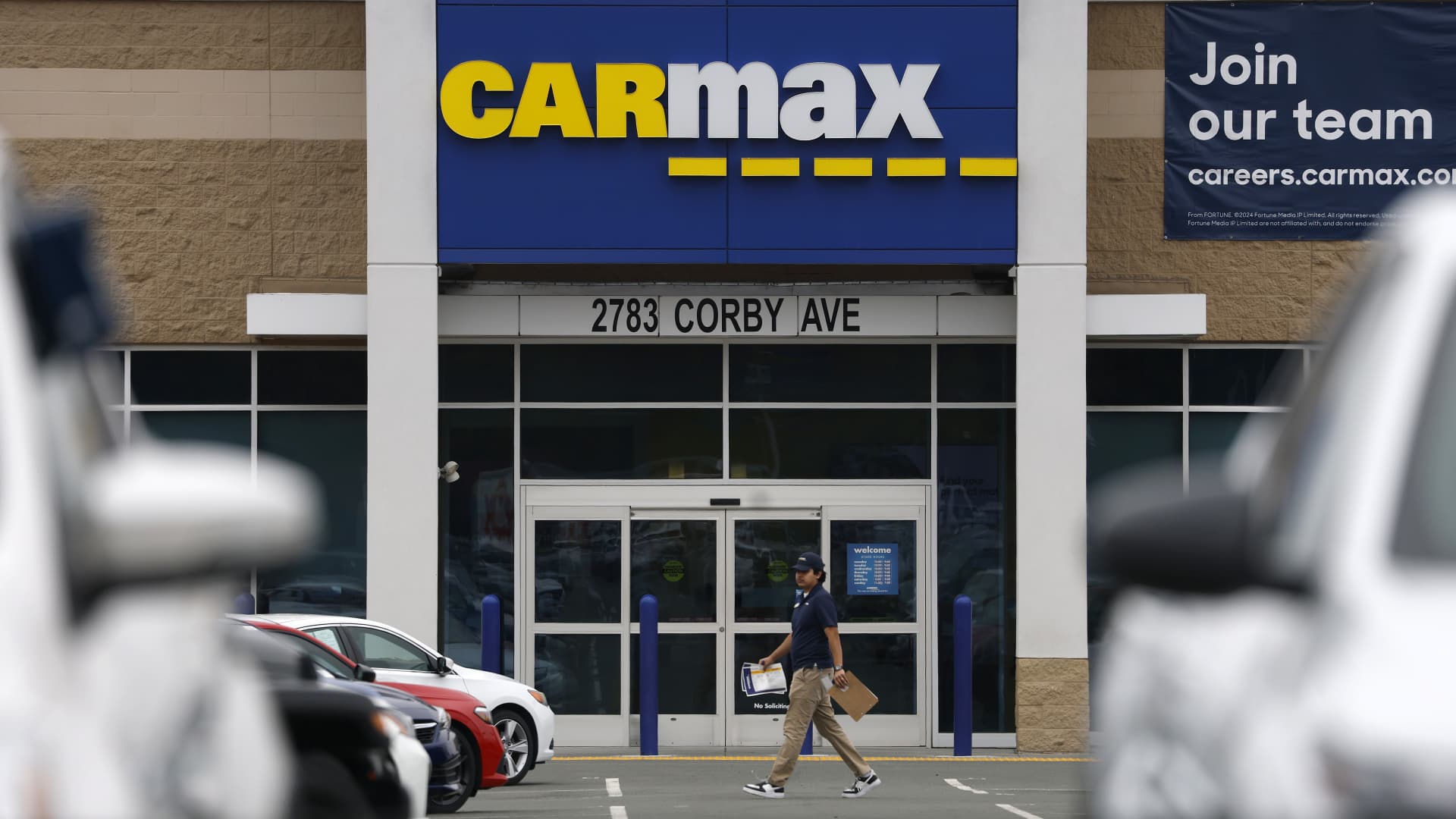 Stocks making the biggest moves premarket: CarMax, Darden Restaurants, Accenture, GMS