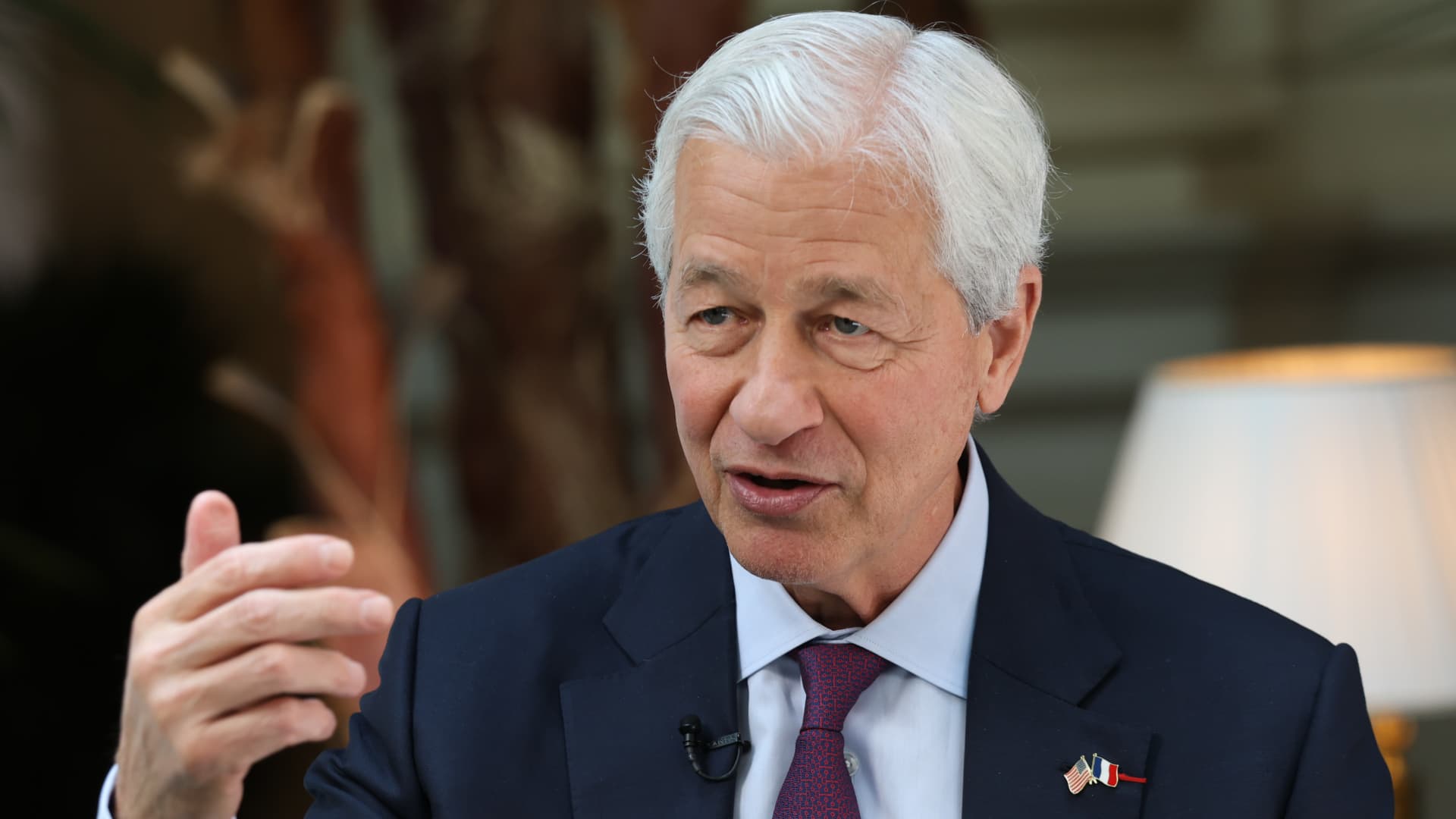 JPMorgan's Jamie Dimon warns U.S. economy could soon 'deteriorate'