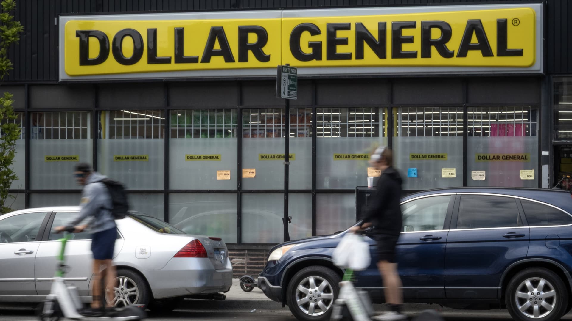 Oppenheimer upgrades this discount retailer, names it a favorite defensive play