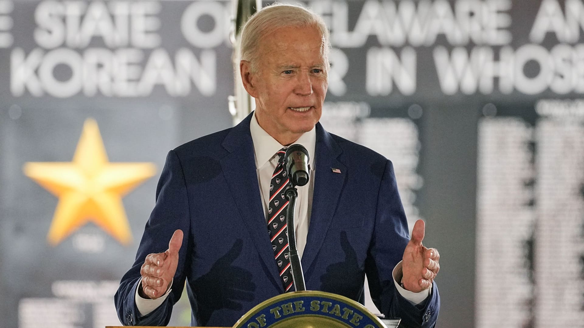Trump orders investigation of Biden’s use of an autopen, claiming White House cover-up
